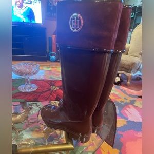 GORGEOUS TOMMY HILFIGER RAINBOOTS